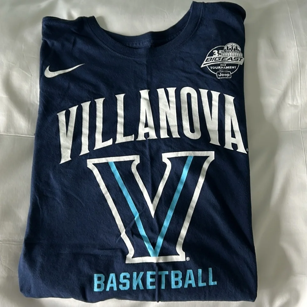 Villanova Basketball T-shirt. 2017 Big East tournament. Sz large. Blue w/white. - Picture 10 of 10